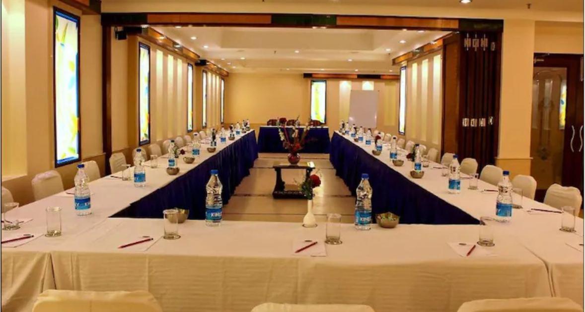 Hotel Florence Inn, Karol Bagh, New Delhi, 2 Min From Metro Luaran gambar
