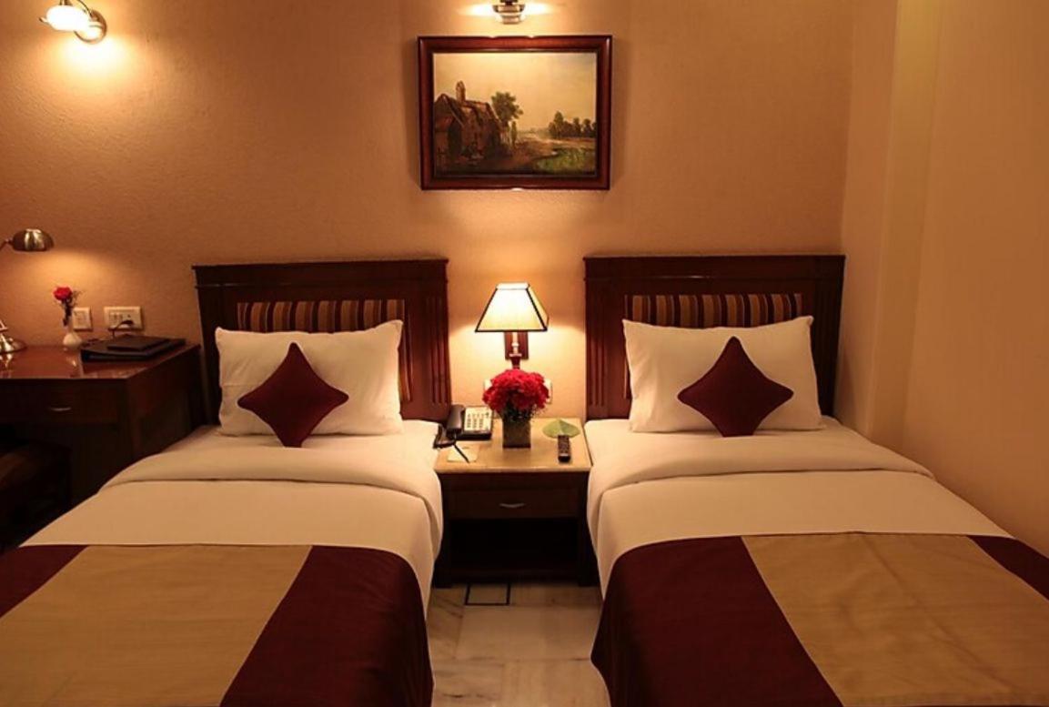 Hotel Florence Inn, Karol Bagh, New Delhi, 2 Min From Metro Luaran gambar